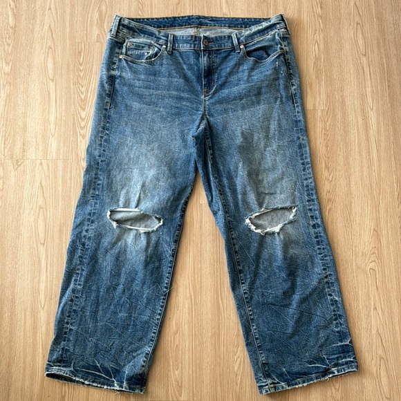 Torrid vintage wash distressed torn wide leg jeans nwot - Picture 5 of 6